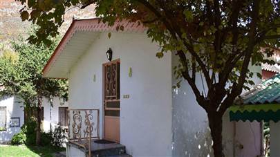 نمای بیرونی هتل جواهر جواهرده رامسر نمای بیرونی هتل جواهر جواهرده رامسر